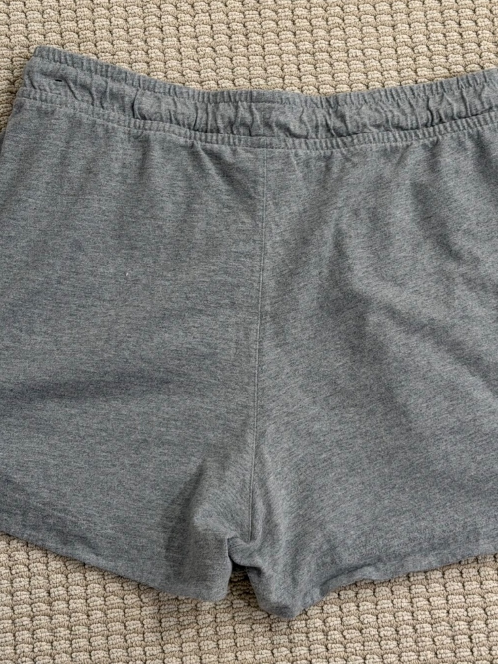 Nike Gray athletic gym knit shorts Size M MINT! Sports - Picture 4 of 5